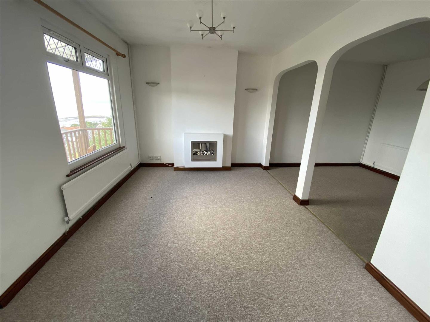 Broadview Lane, Mumbles, Swansea, SA3 4LN